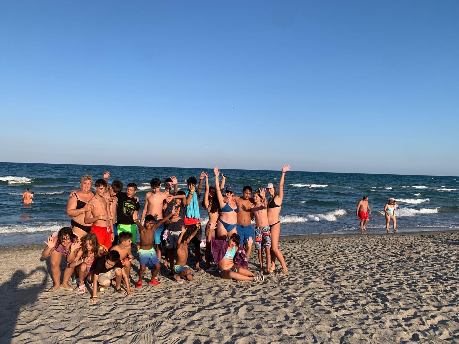 Vacanță de vis la Mamaia pentru 17 copii din sistemul de protecție